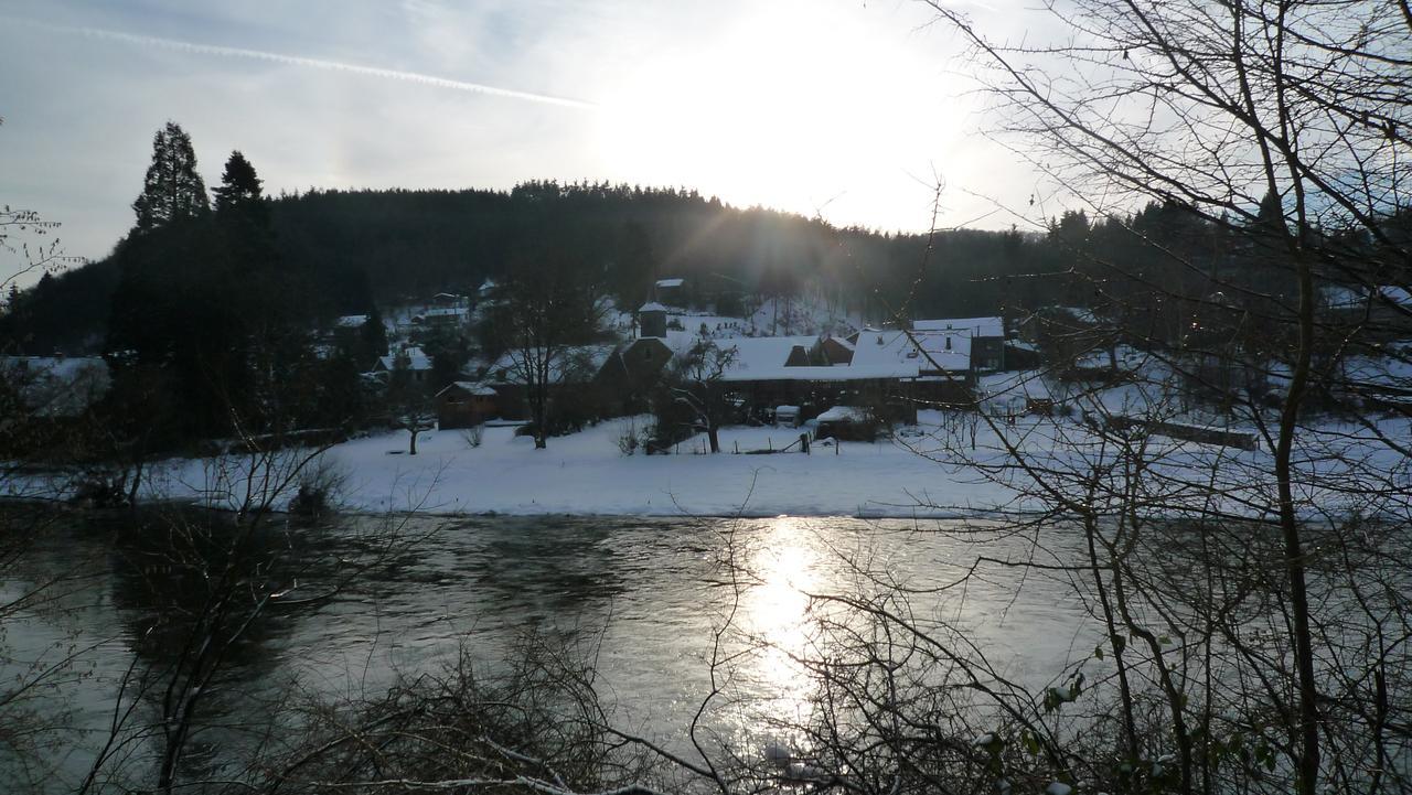 Gite La Semois A Mouzaive Vresse Sur Semois Exteriör bild